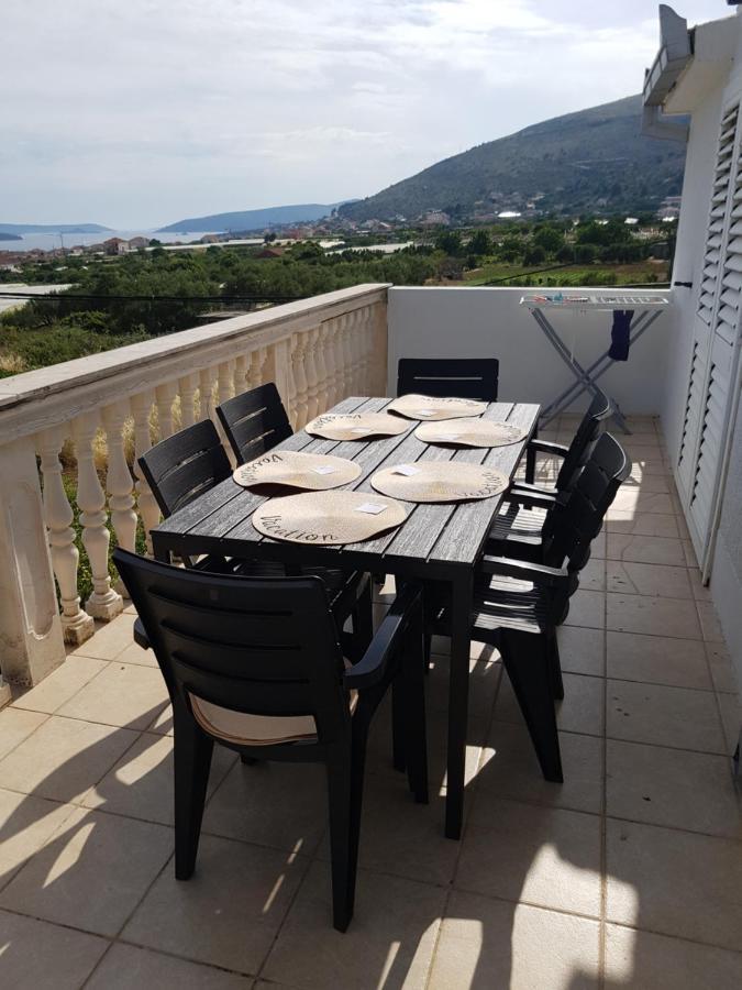 Apartment Blanka With A Beautiful View Of โตรกีร์ ภายนอก รูปภาพ