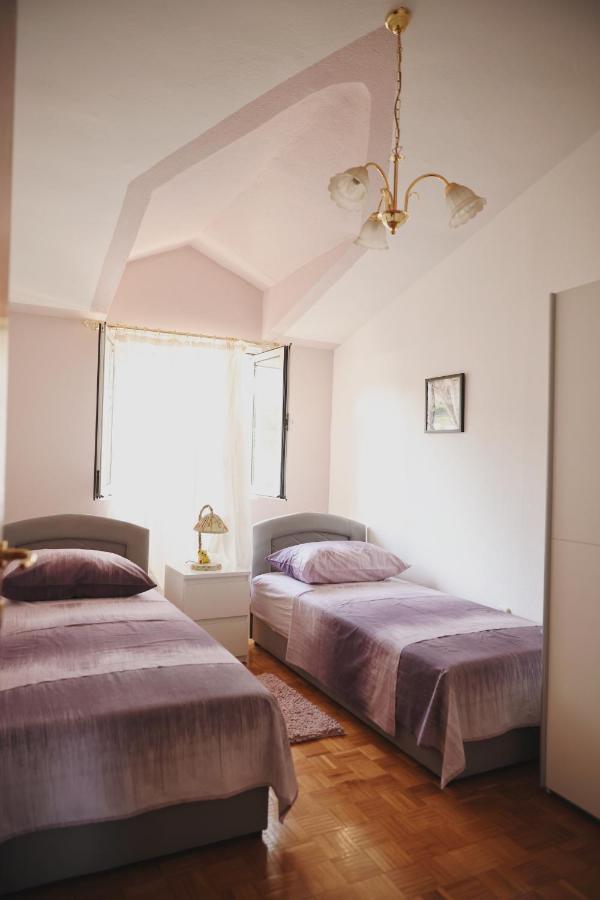 Apartment Blanka With A Beautiful View Of โตรกีร์ ภายนอก รูปภาพ